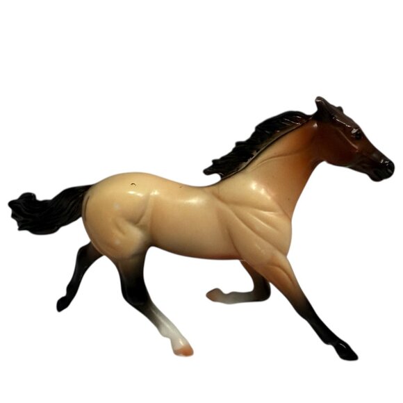 ❤️RESERVED❤️VTG Breyer Grey Arabian roaned grey, with 3 stable mates - Picture 5 of 17